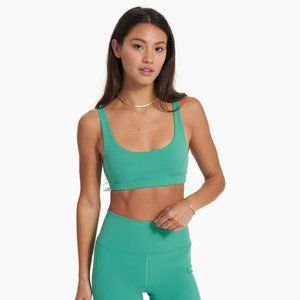 NWT Vuori Daily Bra "Bergamot" Size M